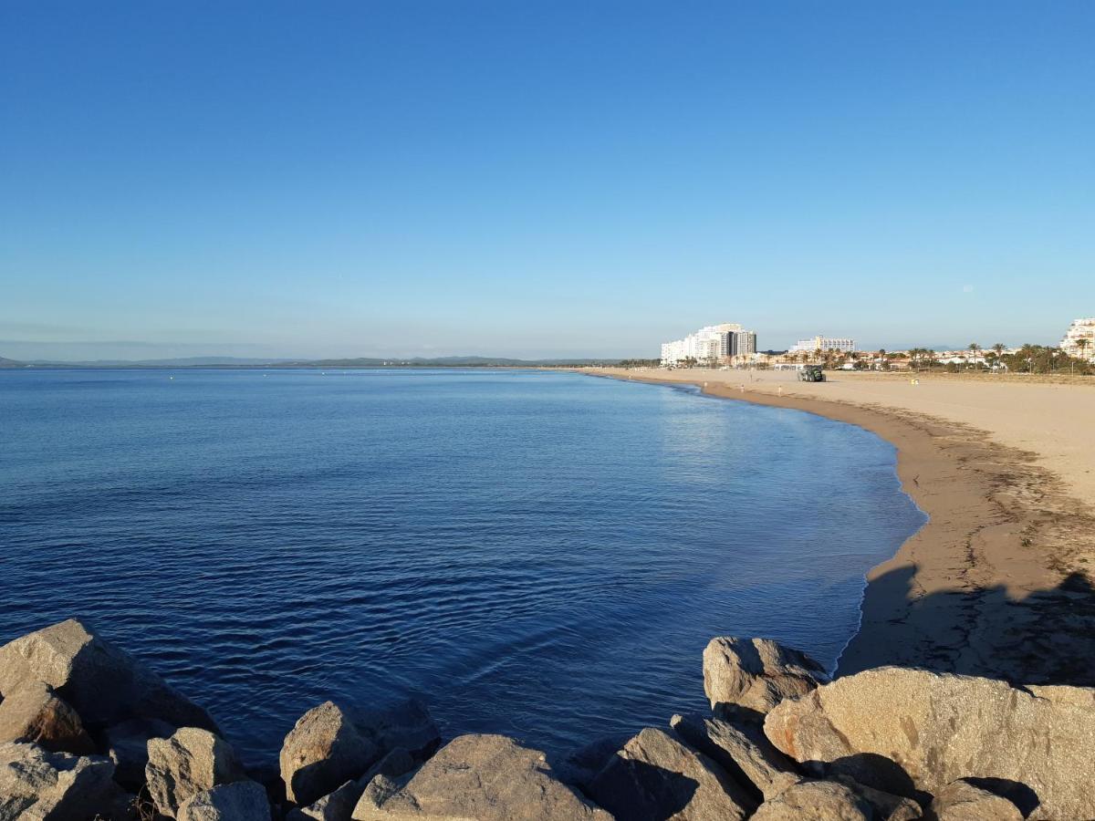 Xon'S Platja Ha Hotel Empuriabrava Bagian luar foto