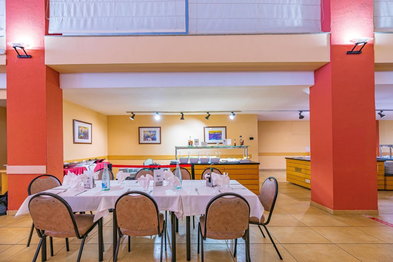 Xon'S Platja Ha Hotel Empuriabrava Bagian luar foto